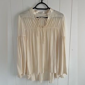 Alice Olivia top blouse Silk Boho sheer long sleeves   size M